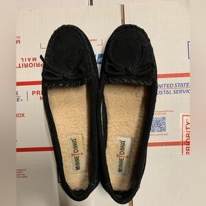 Black Minnetonka Moccasins
